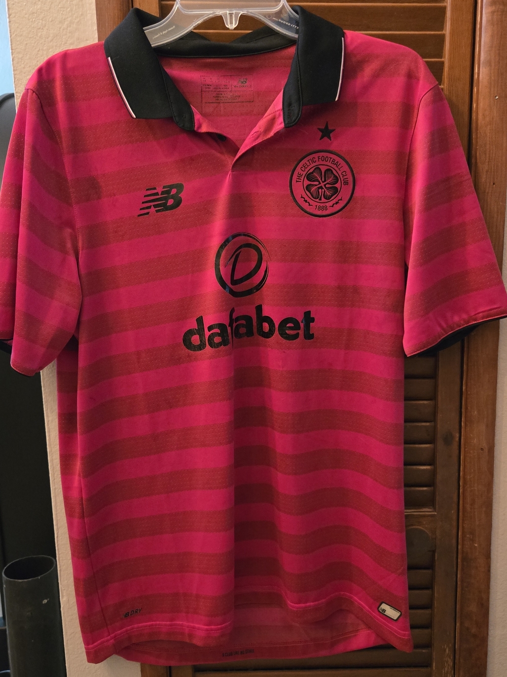 official New Balance Celtic F.C. 2016–2017 Third Jersey
